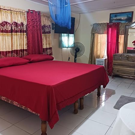 Tina'S Guest House Ocho Rios Ngoại thất bức ảnh